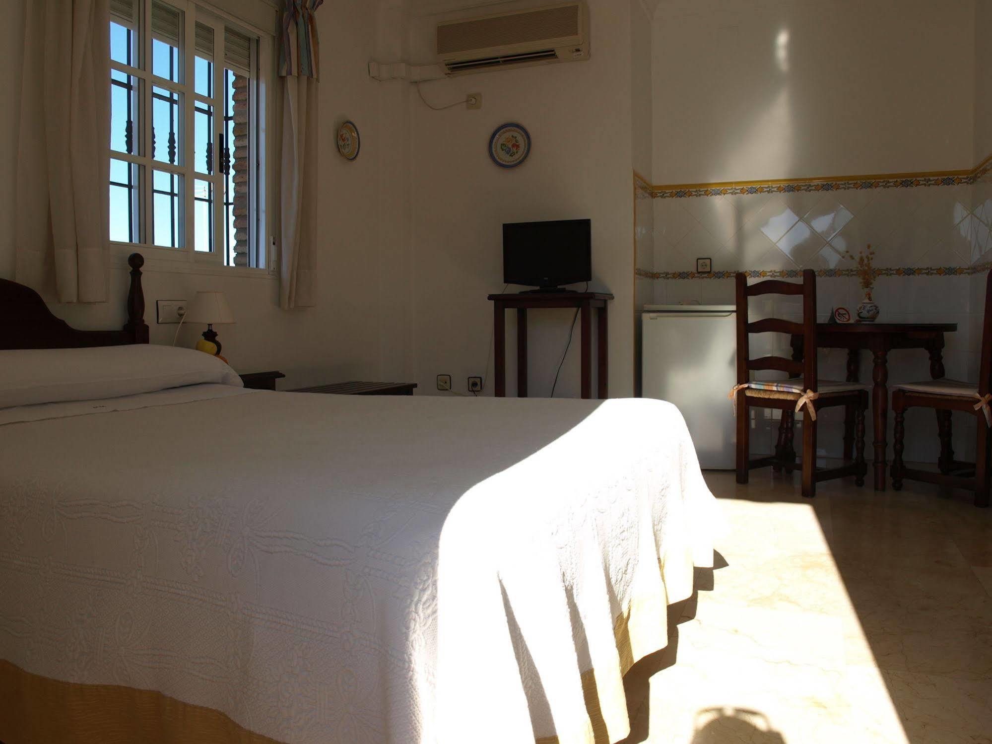 Victoria Hotel Hotel 2*